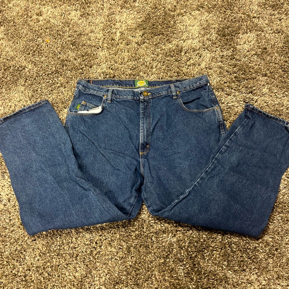 Vintage Cabelas baggie jeans
Size 42/30
Good condition
